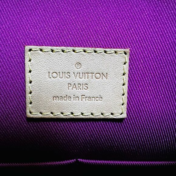 Louis Vuitton Cluny BB with Added Strap - Picture 15 of 16